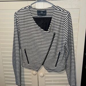 Tart collections crop jacket with asymmetric zipper